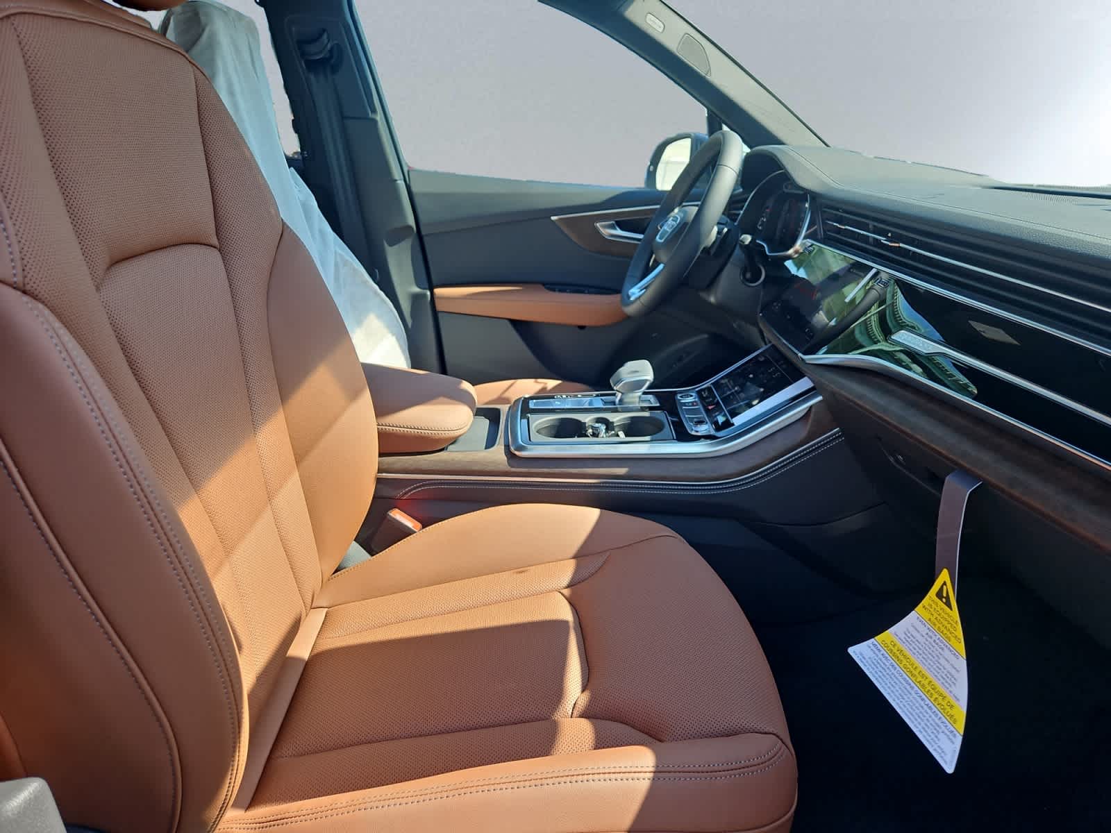 new 2025 Audi Q7 car, priced at $77,435