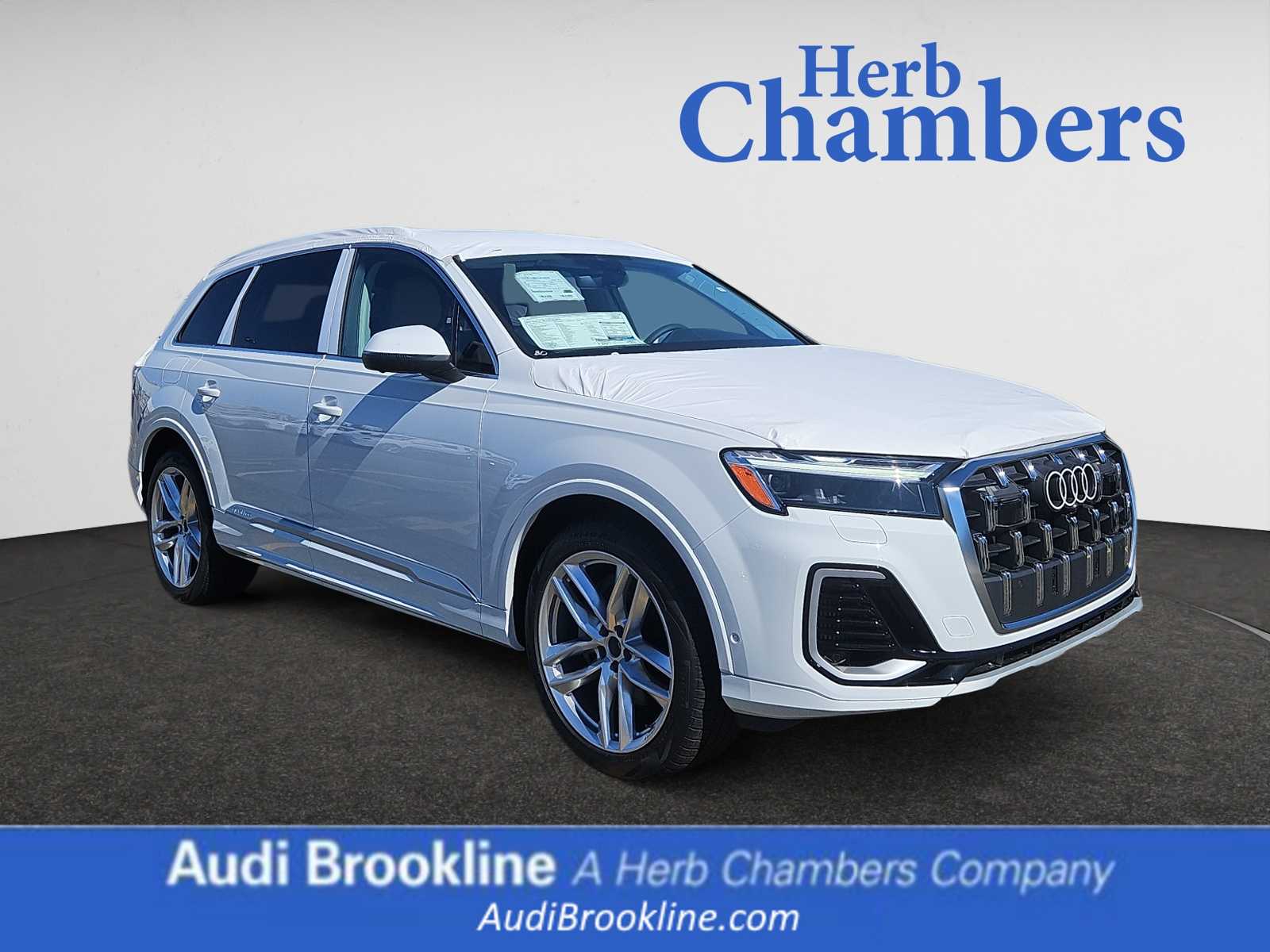 new 2025 Audi Q7 car, priced at $76,990