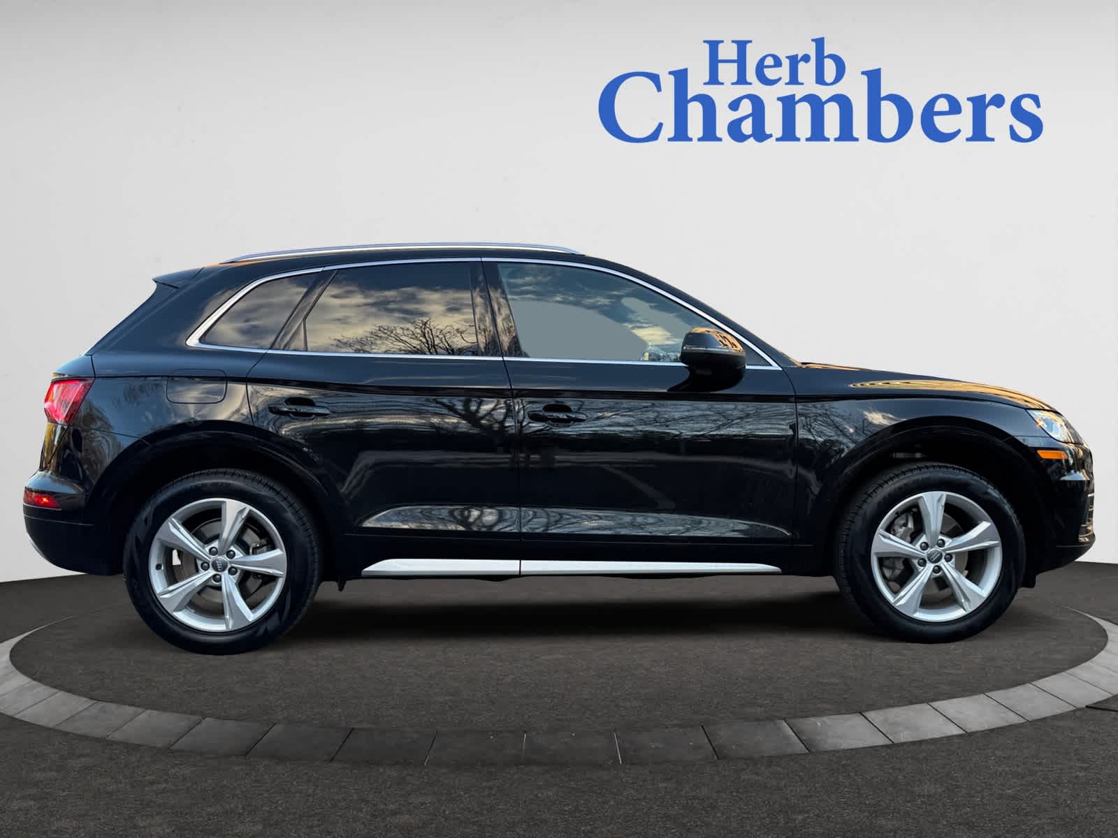 used 2020 Audi Q5 car, priced at $25,998