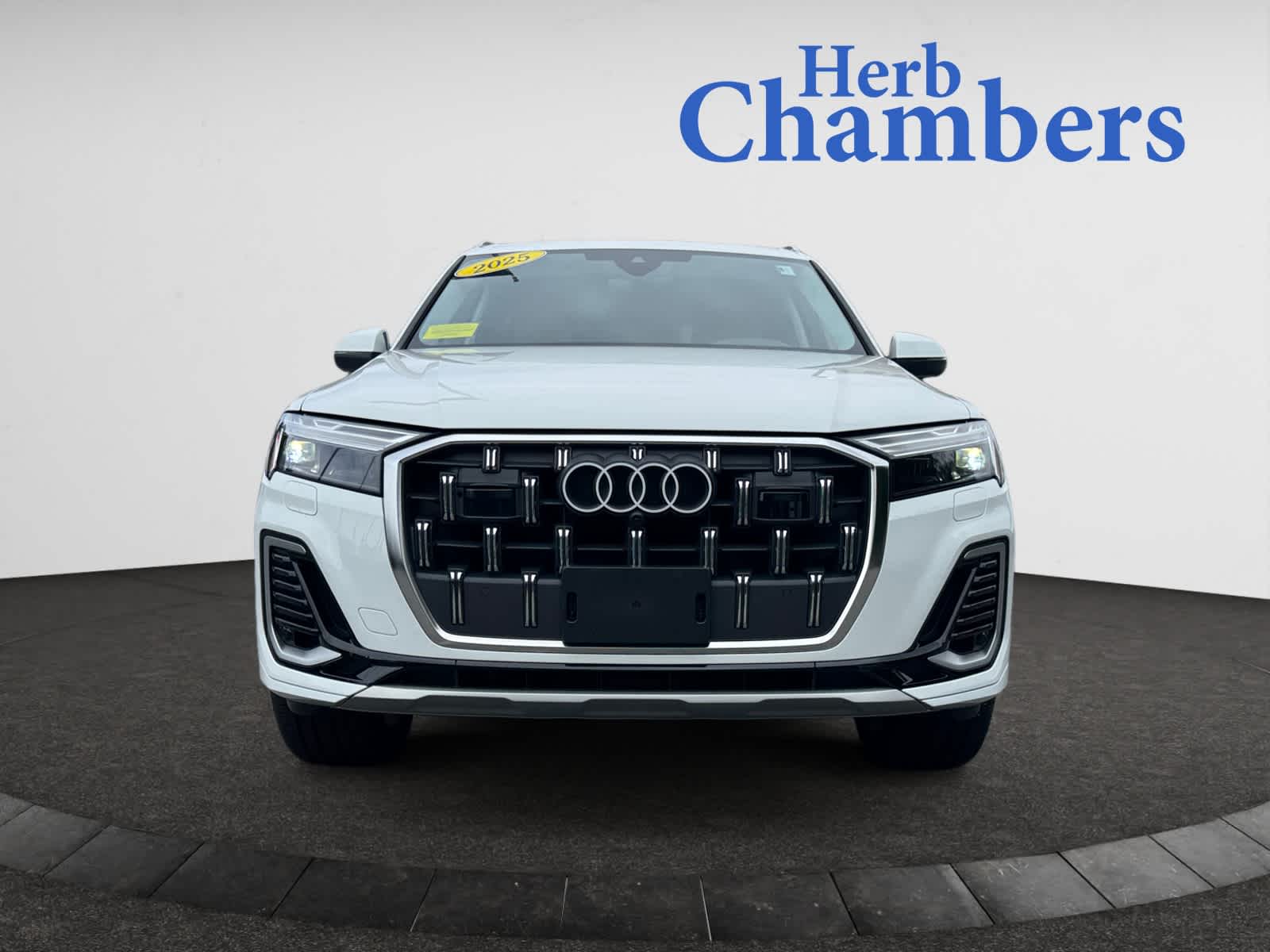 used 2025 Audi Q7 car, priced at $53,598