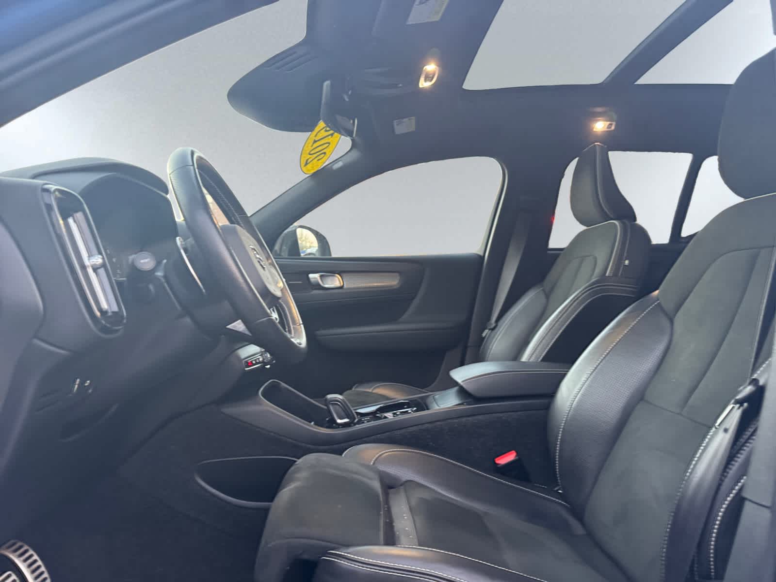 used 2019 Volvo XC40 car, priced at $22,998