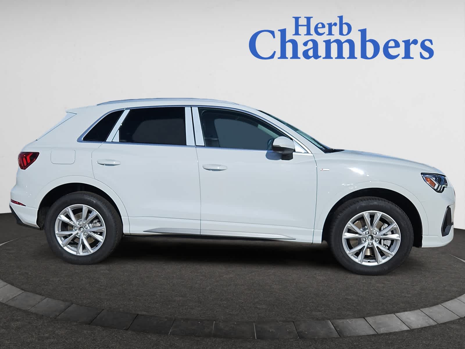 new 2025 Audi Q3 car, priced at $47,490