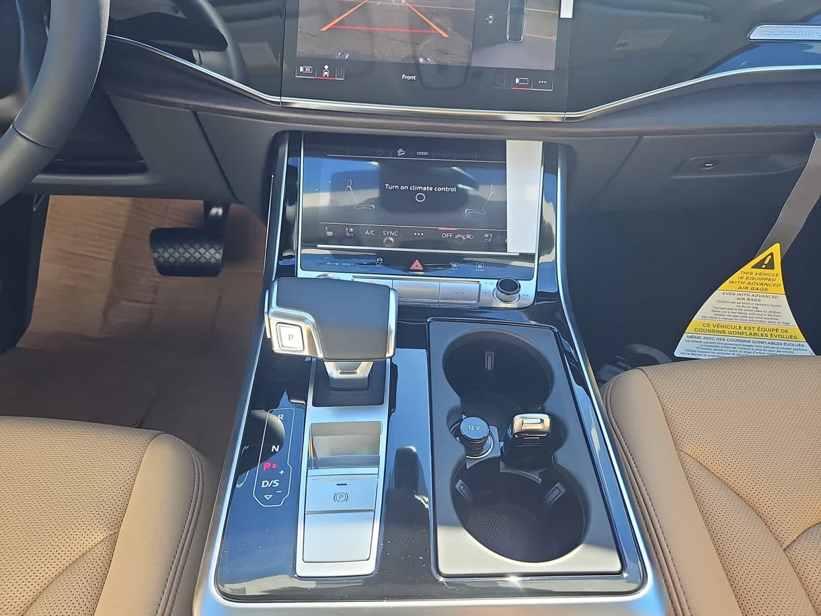 new 2025 Audi Q7 car, priced at $76,990
