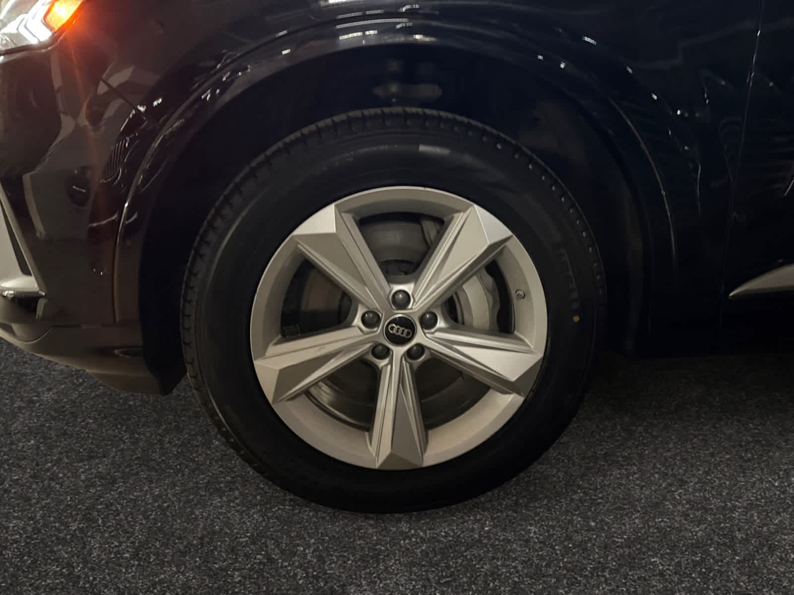 used 2024 Audi Q7 car, priced at $46,598
