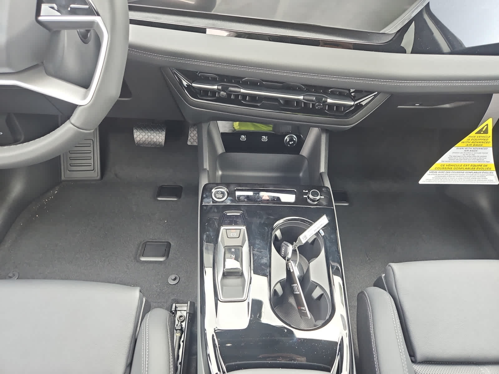 new 2025 Audi Q6 e-tron car, priced at $75,285