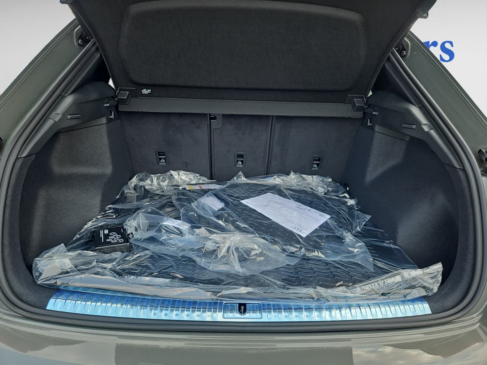 new 2025 Audi Q3 car, priced at $44,190
