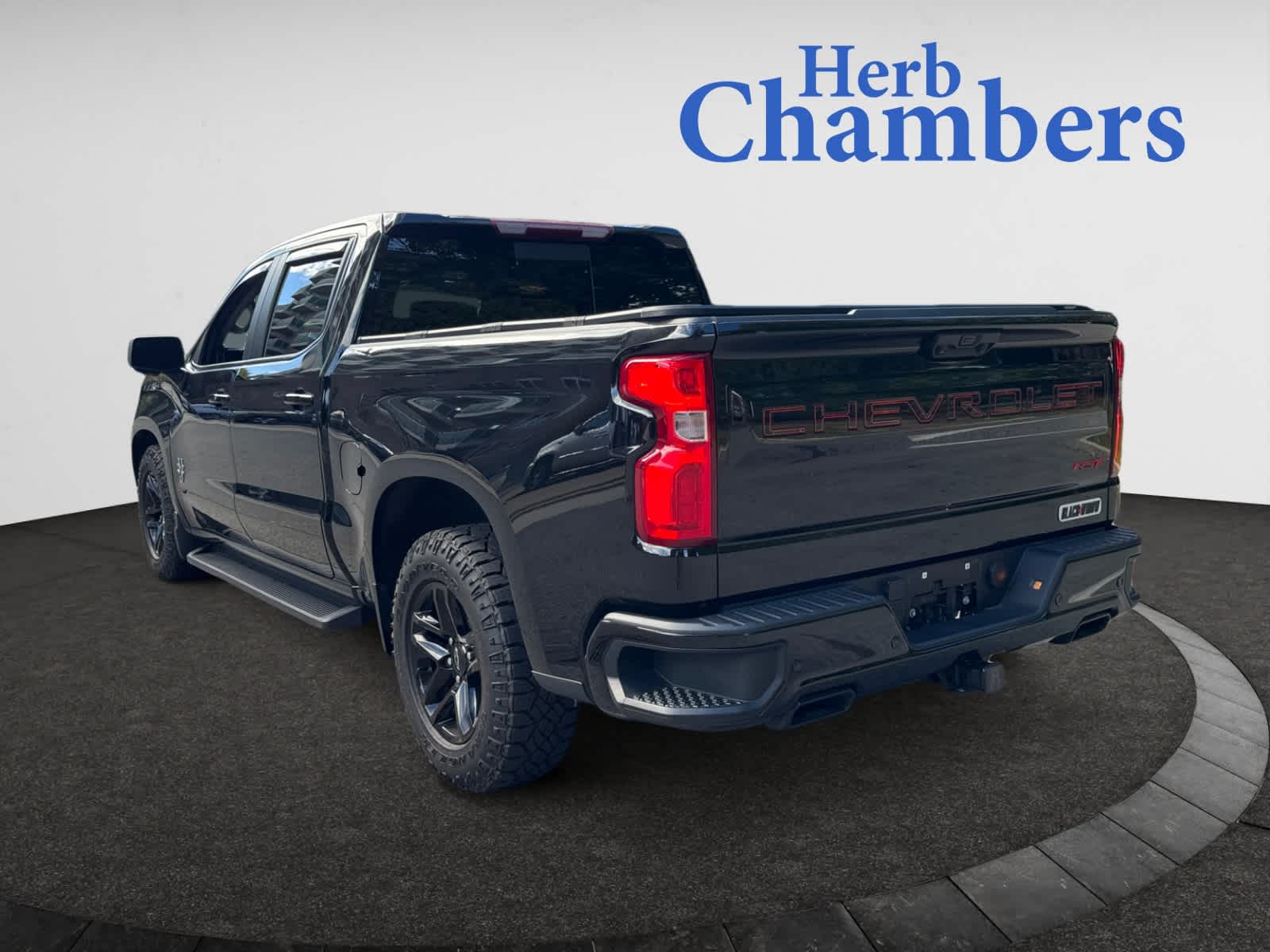 used 2022 Chevrolet Silverado 1500 car, priced at $42,998