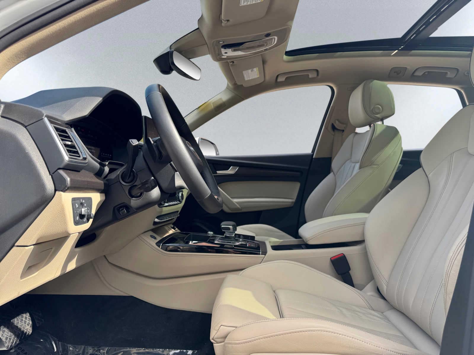 used 2024 Audi Q5 car, priced at $42,598