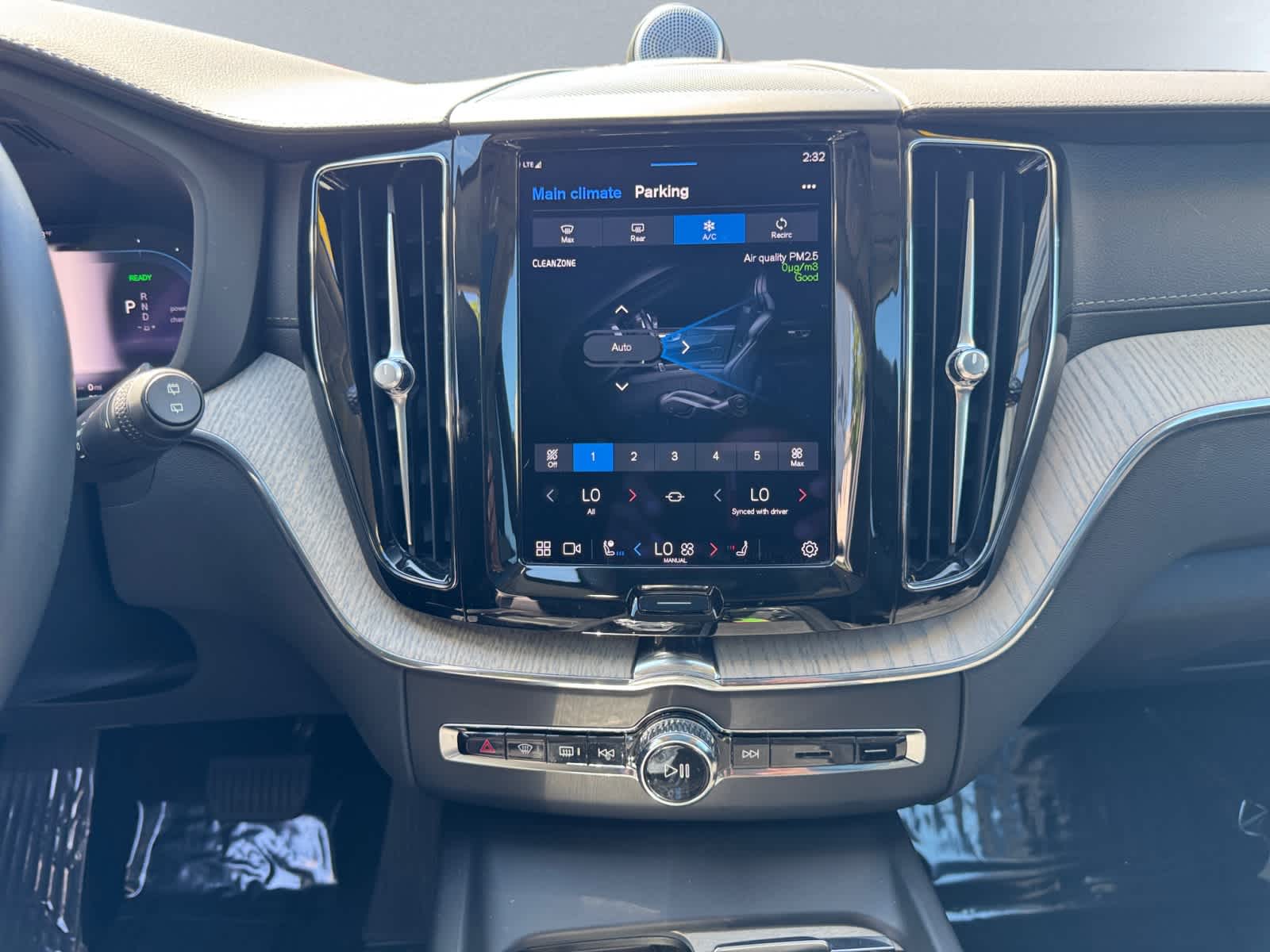 used 2022 Volvo XC60 Recharge Plug-In Hybrid car, priced at $43,998