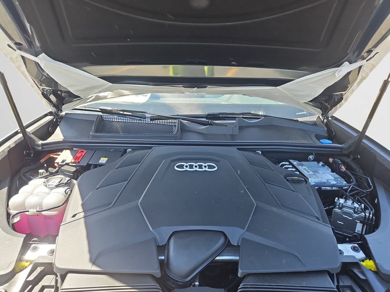 new 2025 Audi Q8 car, priced at $86,095