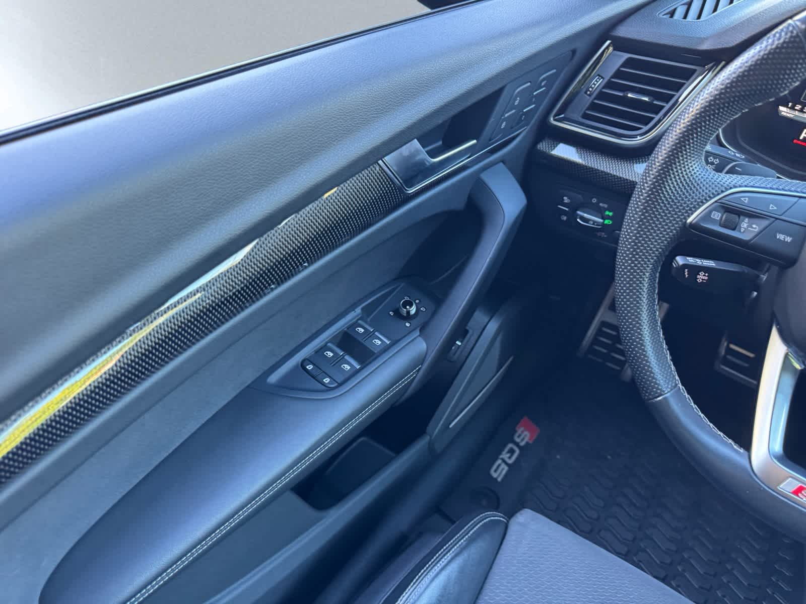used 2022 Audi SQ5 car, priced at $42,297