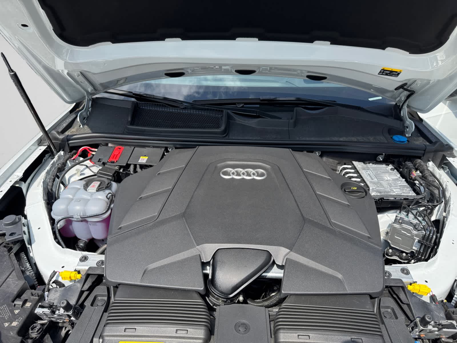 new 2025 Audi Q7 car, priced at $95,415