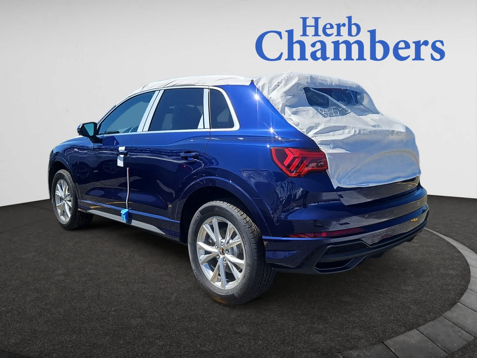 new 2025 Audi Q3 car, priced at $44,190