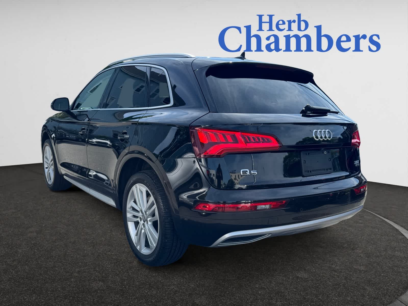 used 2018 Audi Q5 car, priced at $21,998