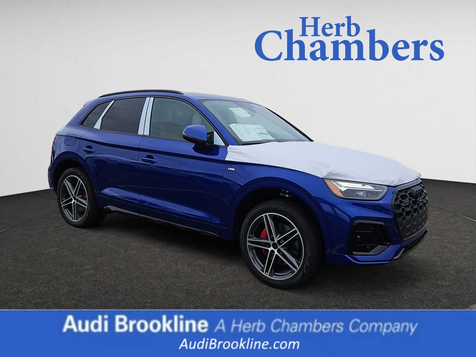 new 2025 Audi Q5 e car, priced at $69,190