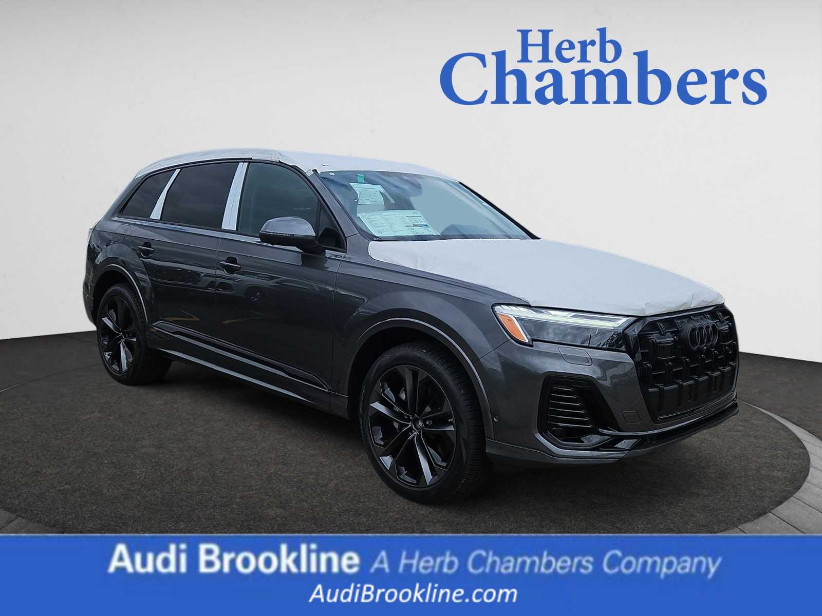 new 2025 Audi Q7 car, priced at $77,805