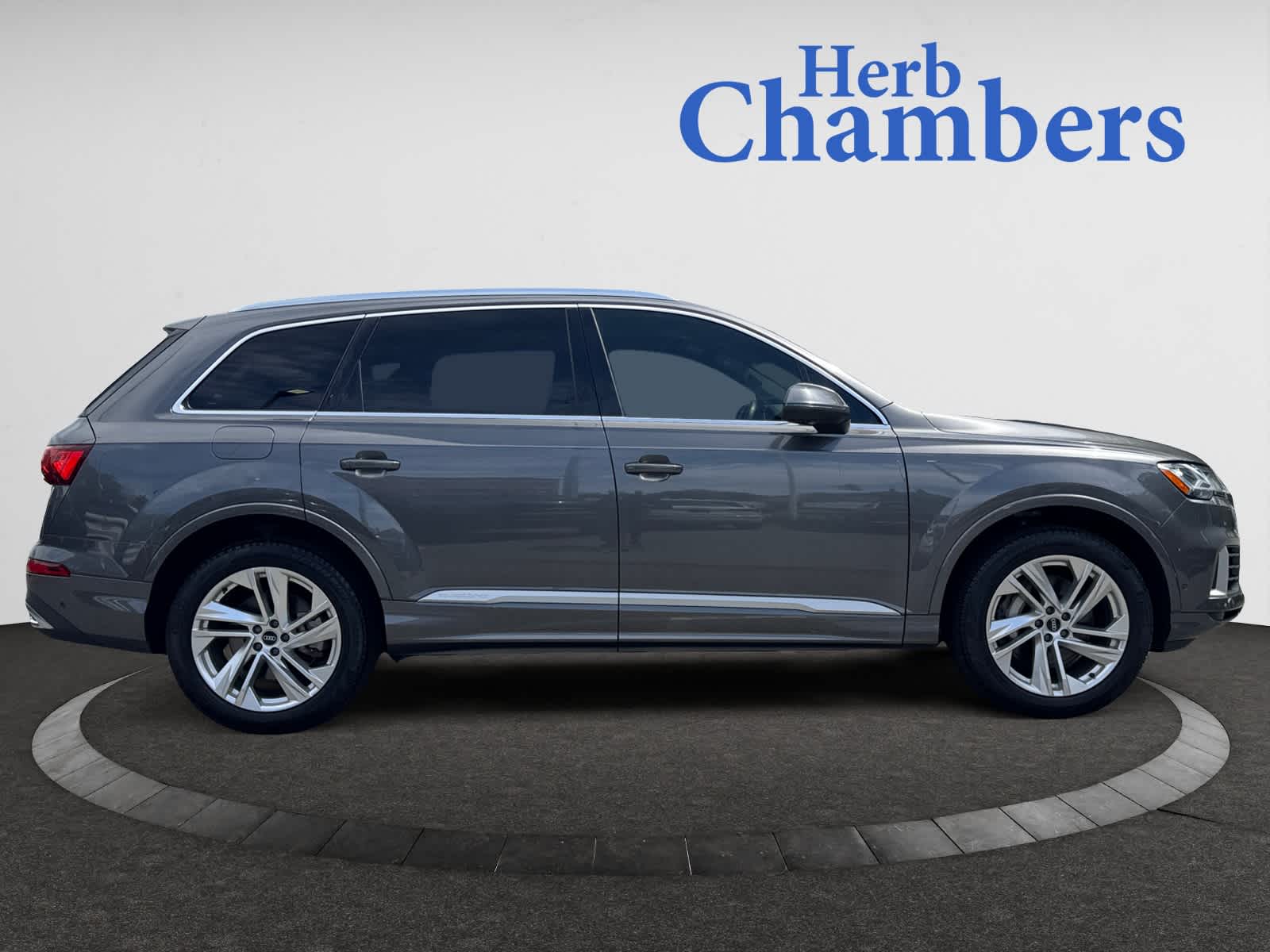 used 2021 Audi Q7 car, priced at $29,598