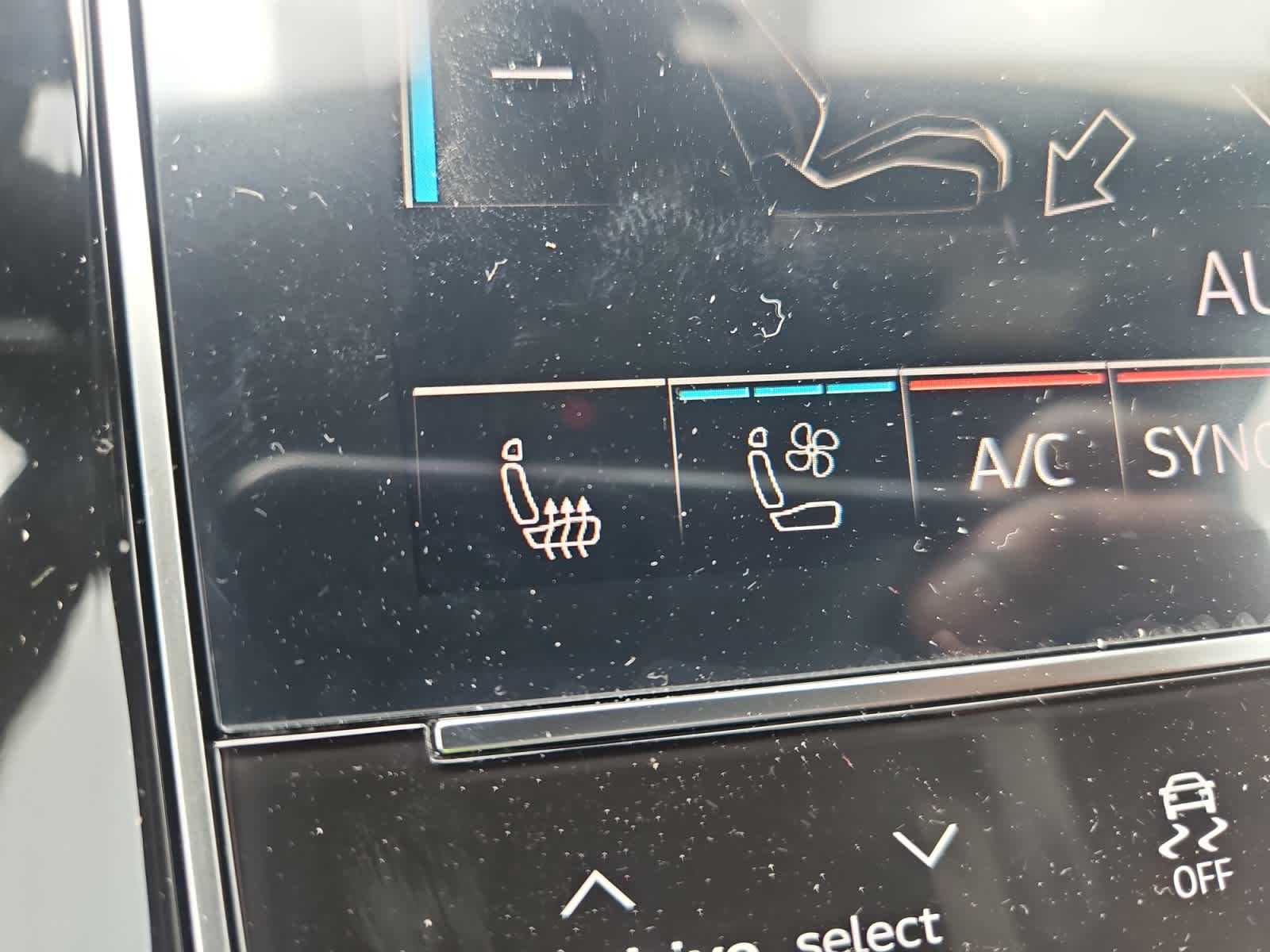 new 2025 Audi Q7 car, priced at $76,335