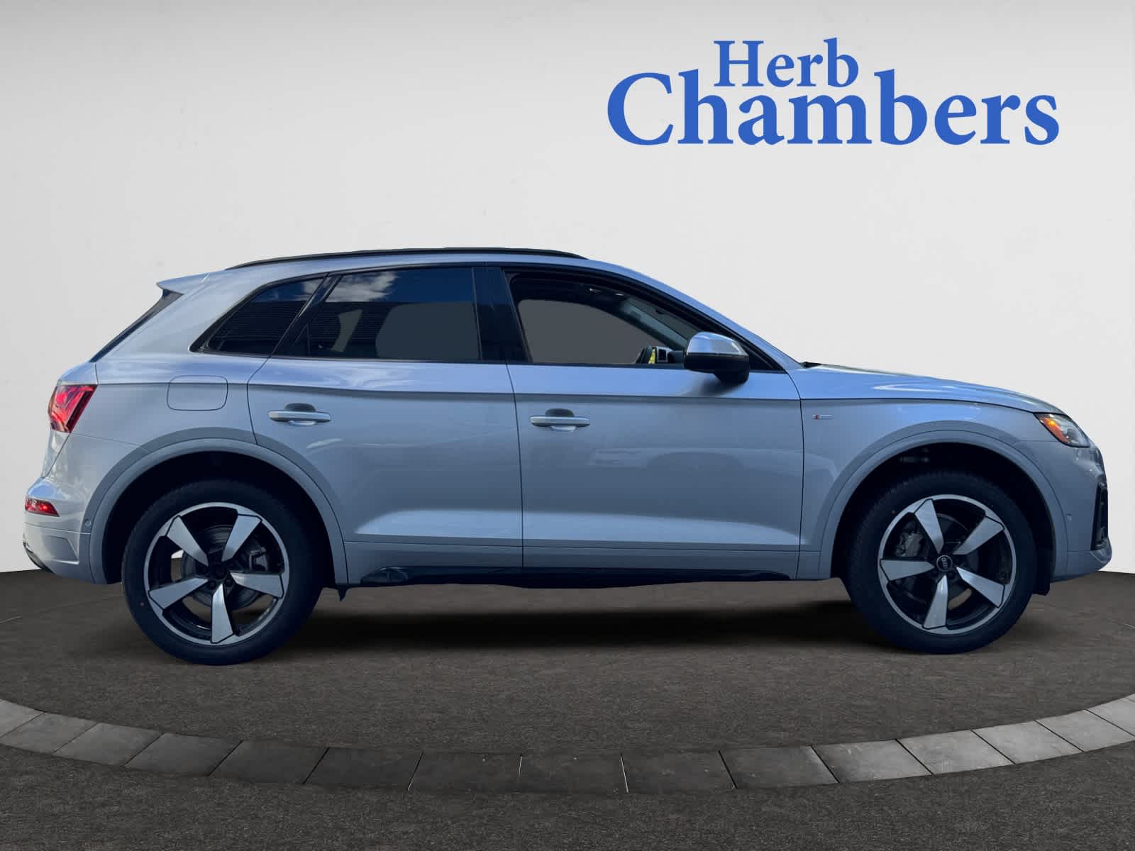 used 2022 Audi Q5 car, priced at $35,497