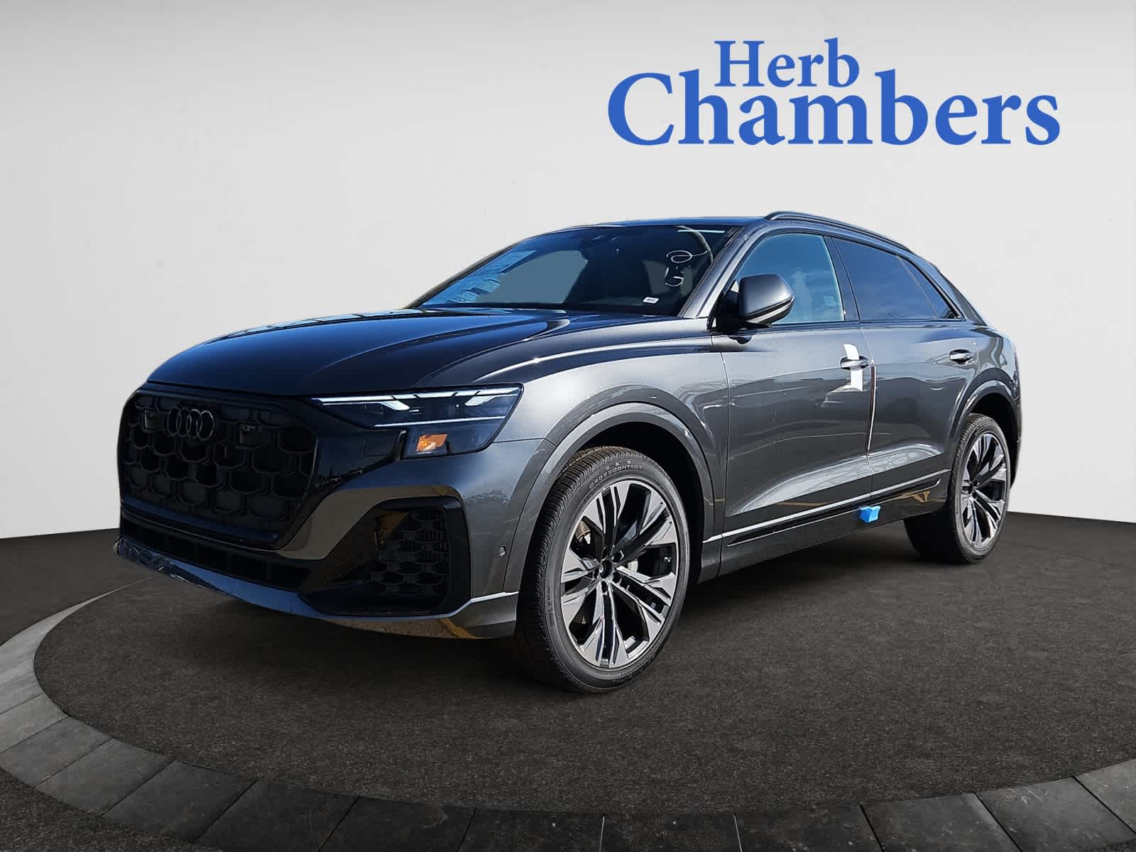 new 2025 Audi Q8 car, priced at $85,995