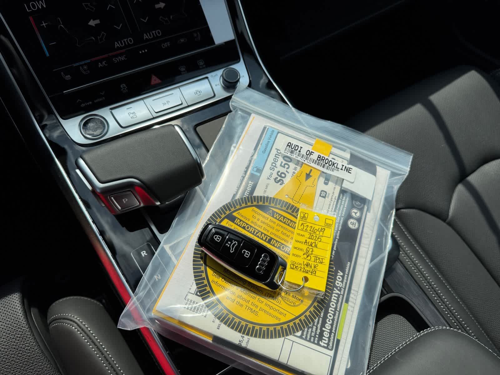 new 2025 Audi Q7 car, priced at $95,415