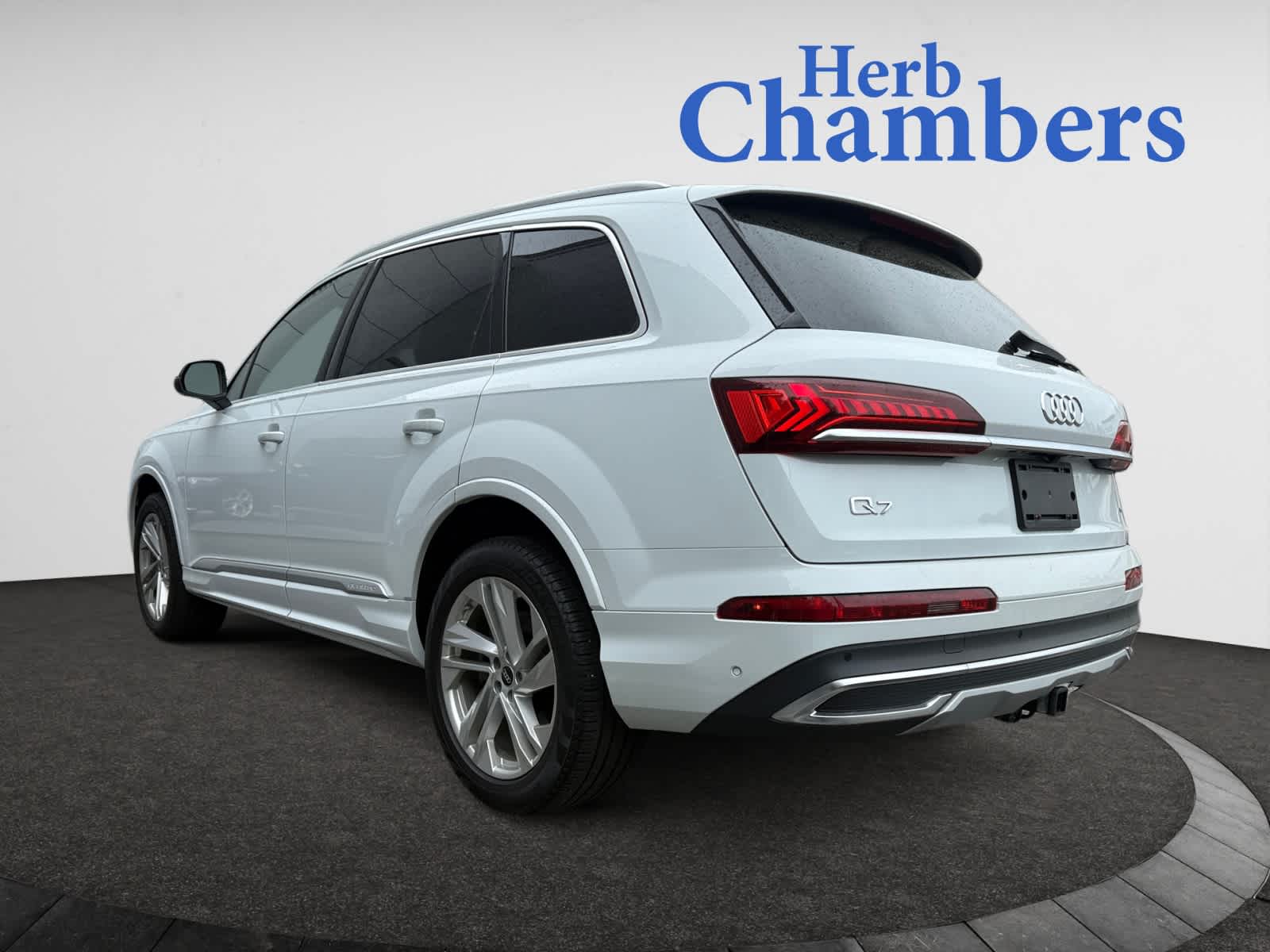 used 2022 Audi Q7 car, priced at $44,998