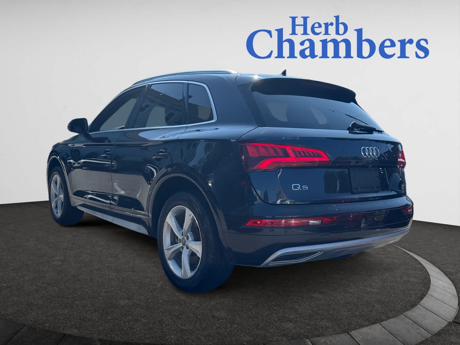 used 2020 Audi Q5 car, priced at $23,998