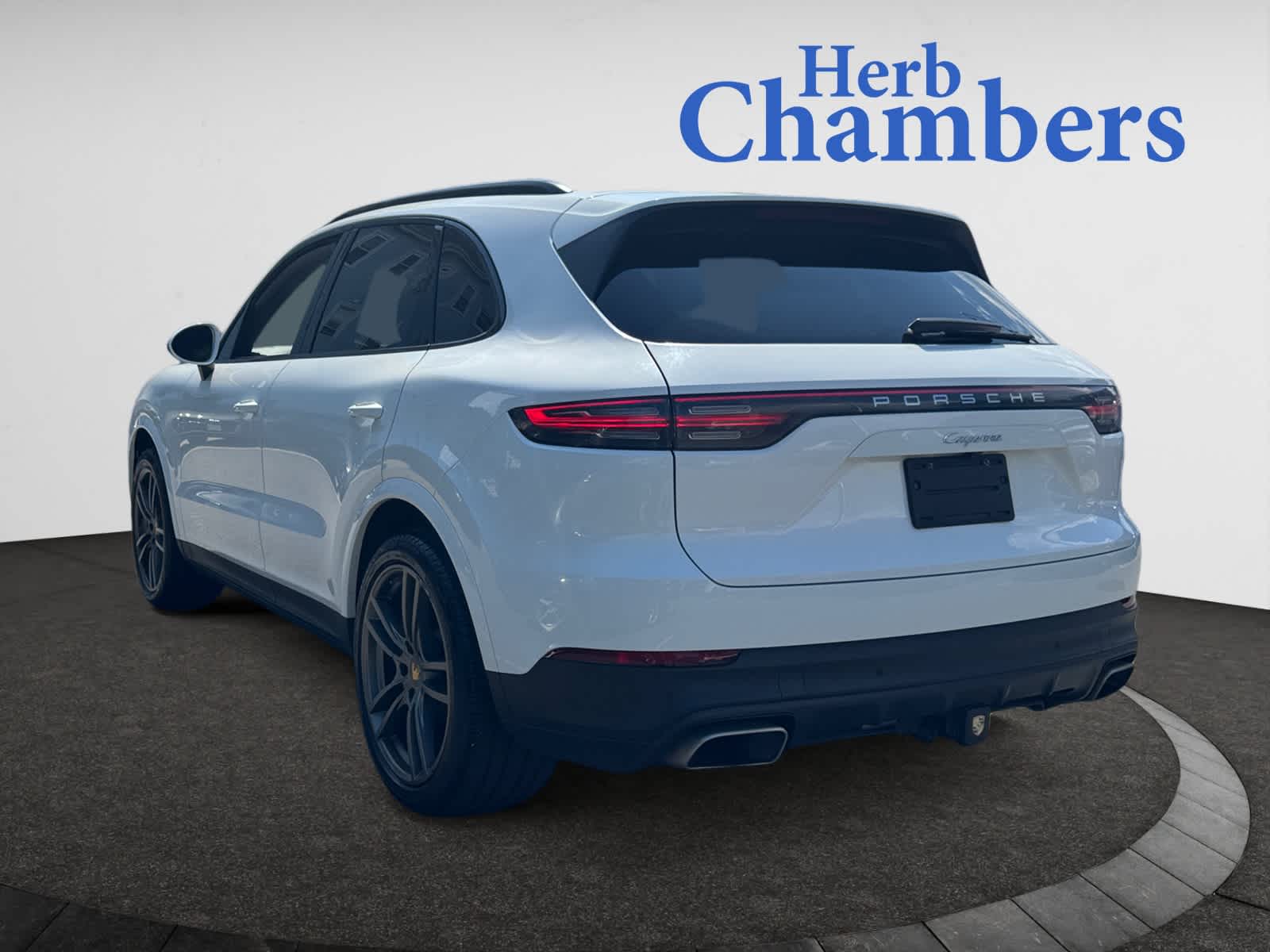 used 2021 Porsche Cayenne car, priced at $43,998