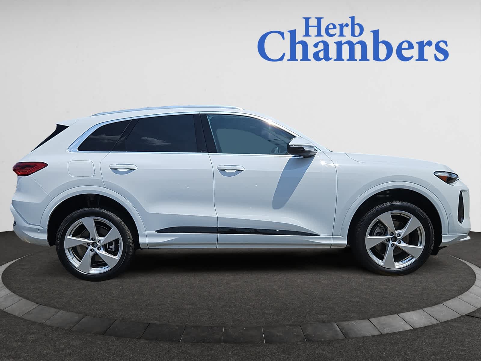 new 2025 Audi All-new Q5 car, priced at $61,430