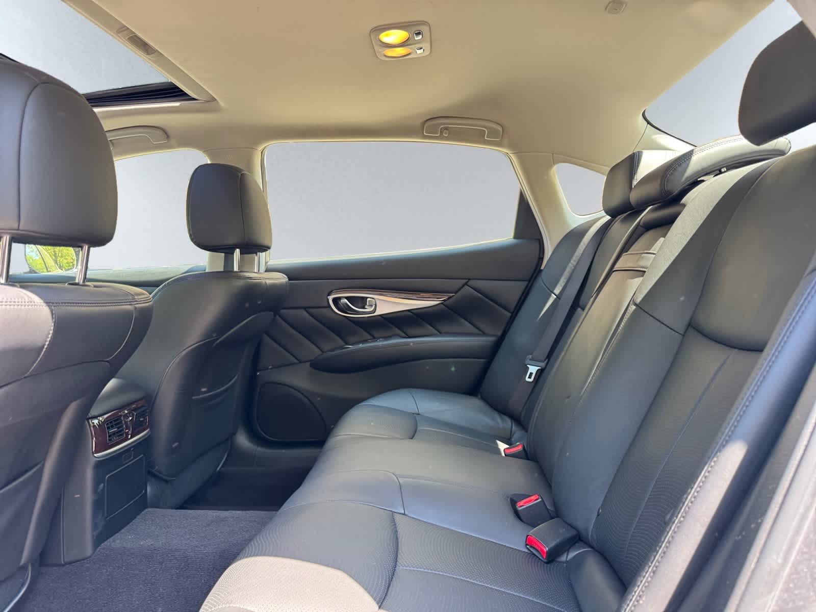 used 2016 INFINITI Q70L car, priced at $19,998