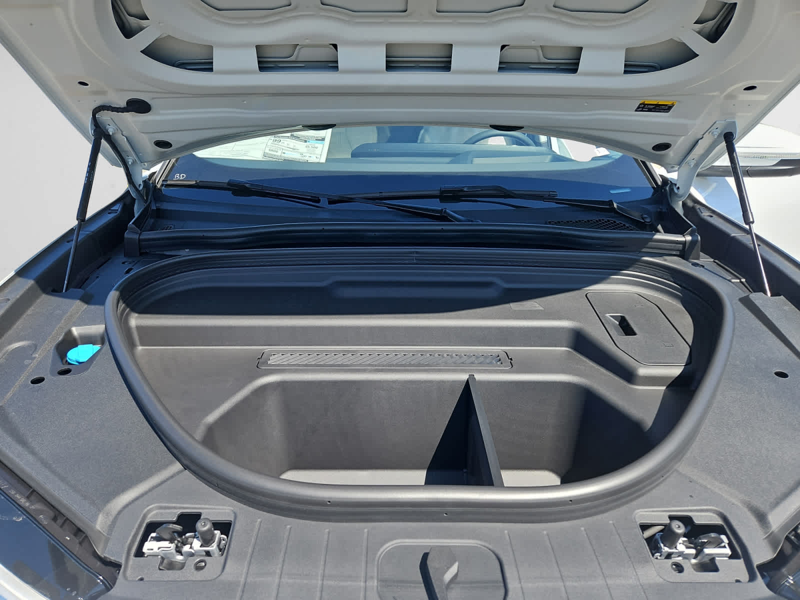 new 2025 Audi Q6 e-tron car, priced at $76,880