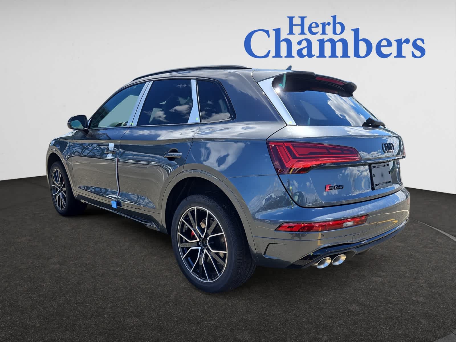 used 2024 Audi SQ5 car, priced at $58,998