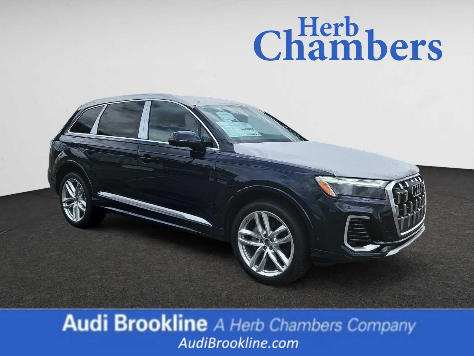 new 2025 Audi Q7 car, priced at $76,335