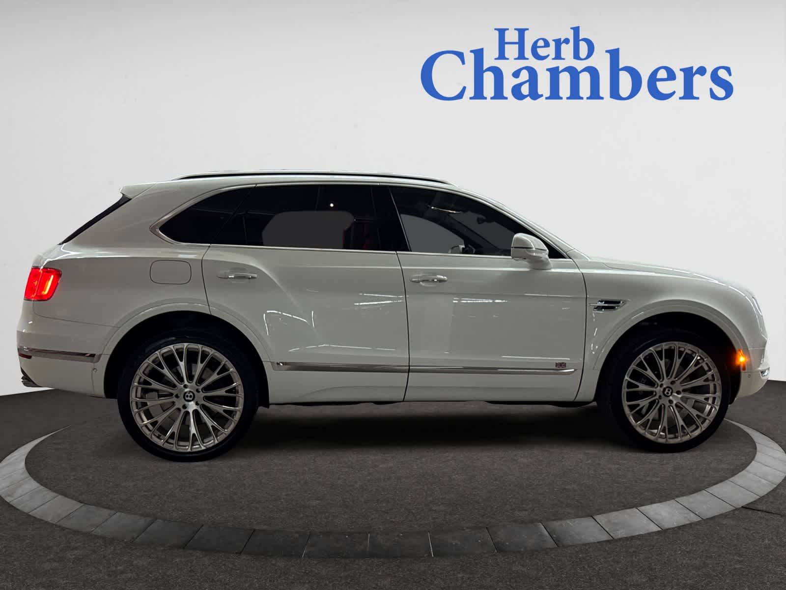 used 2017 Bentley Bentayga car, priced at $76,998