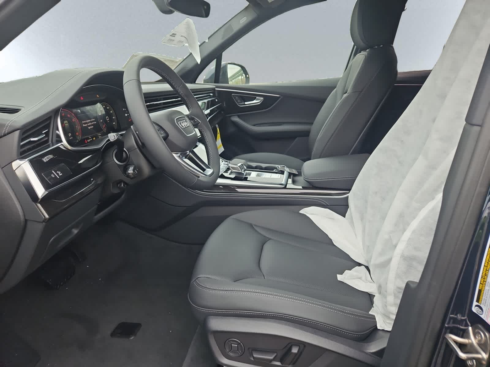 new 2025 Audi Q7 car, priced at $77,805
