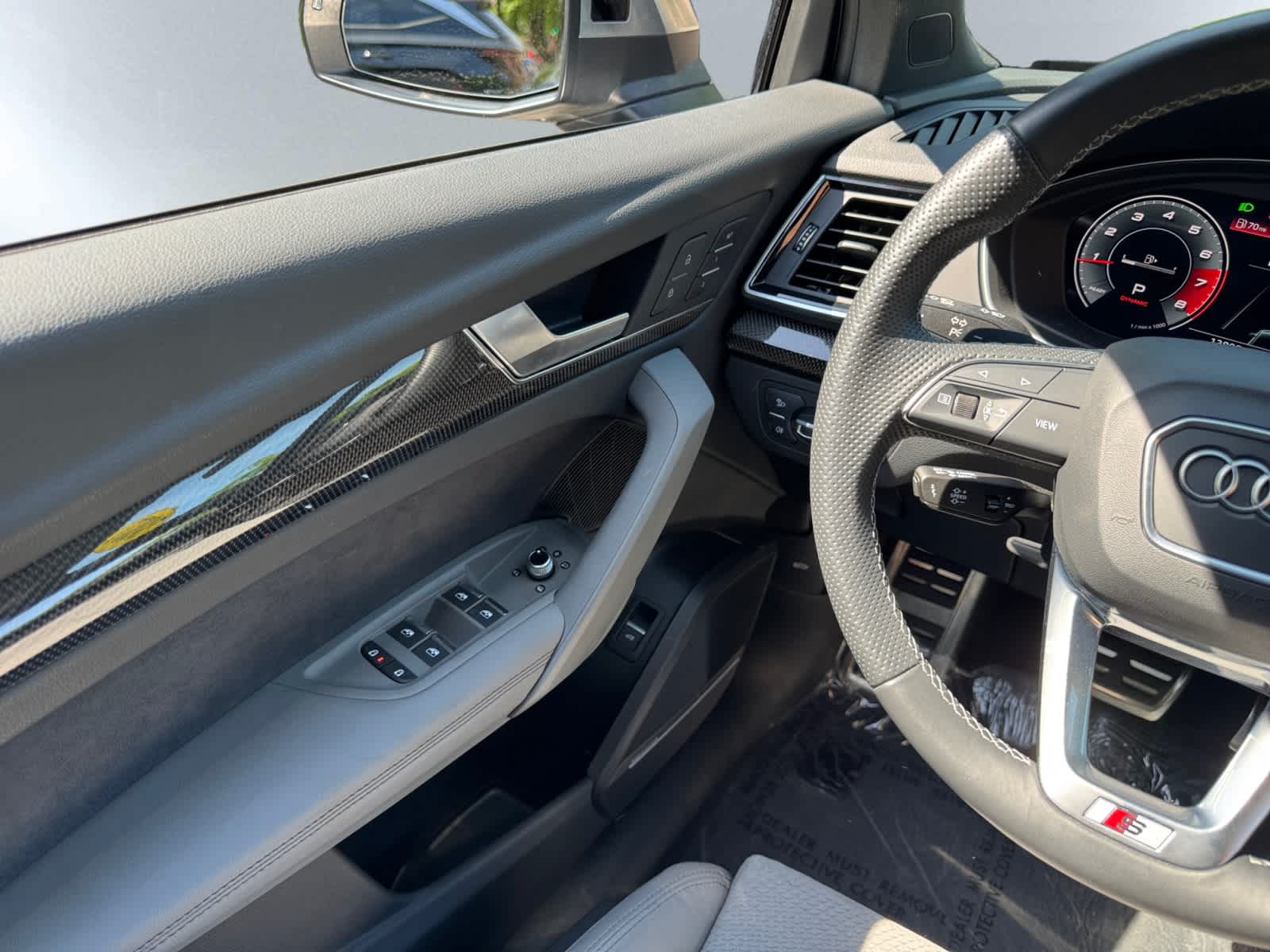 used 2022 Audi SQ5 car, priced at $47,998