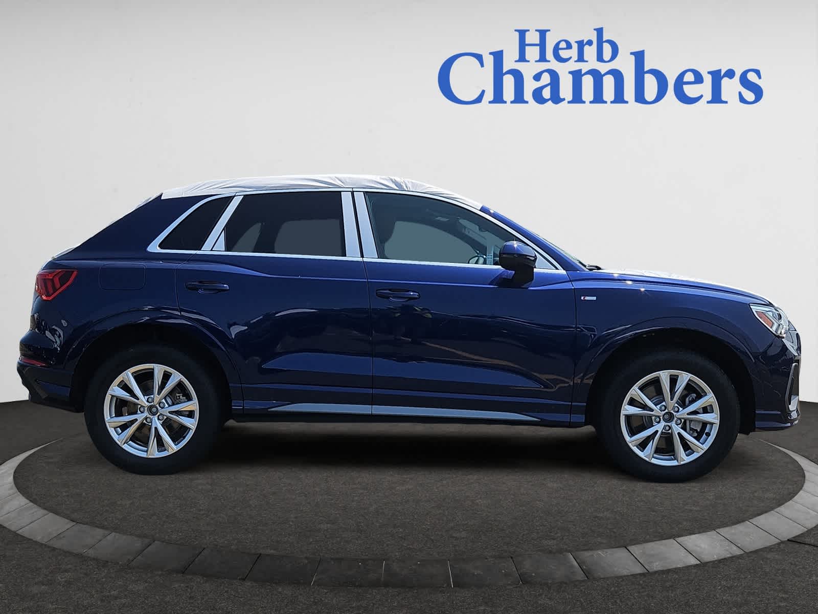 new 2025 Audi Q3 car, priced at $44,060
