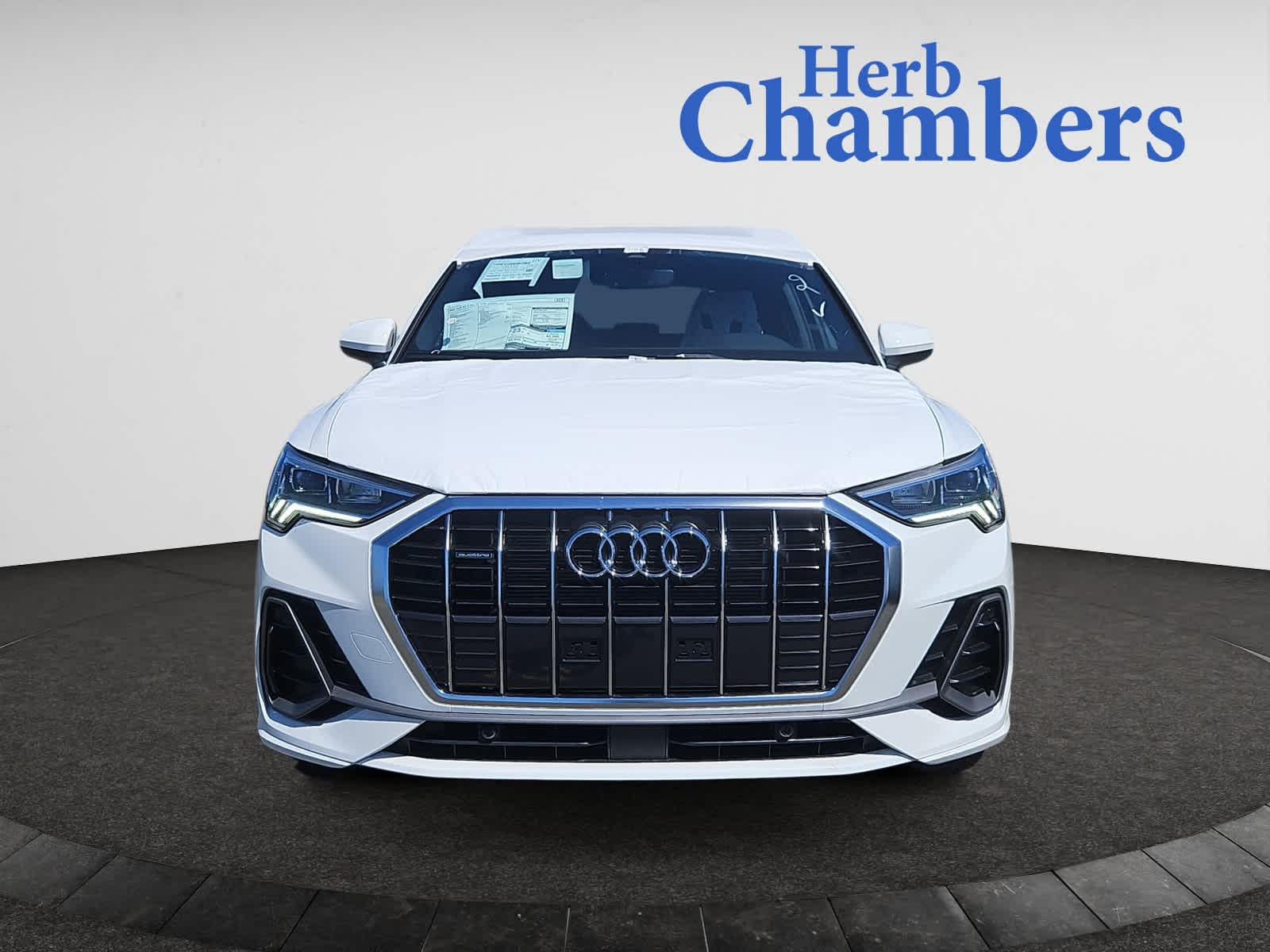 new 2025 Audi Q3 car, priced at $43,595