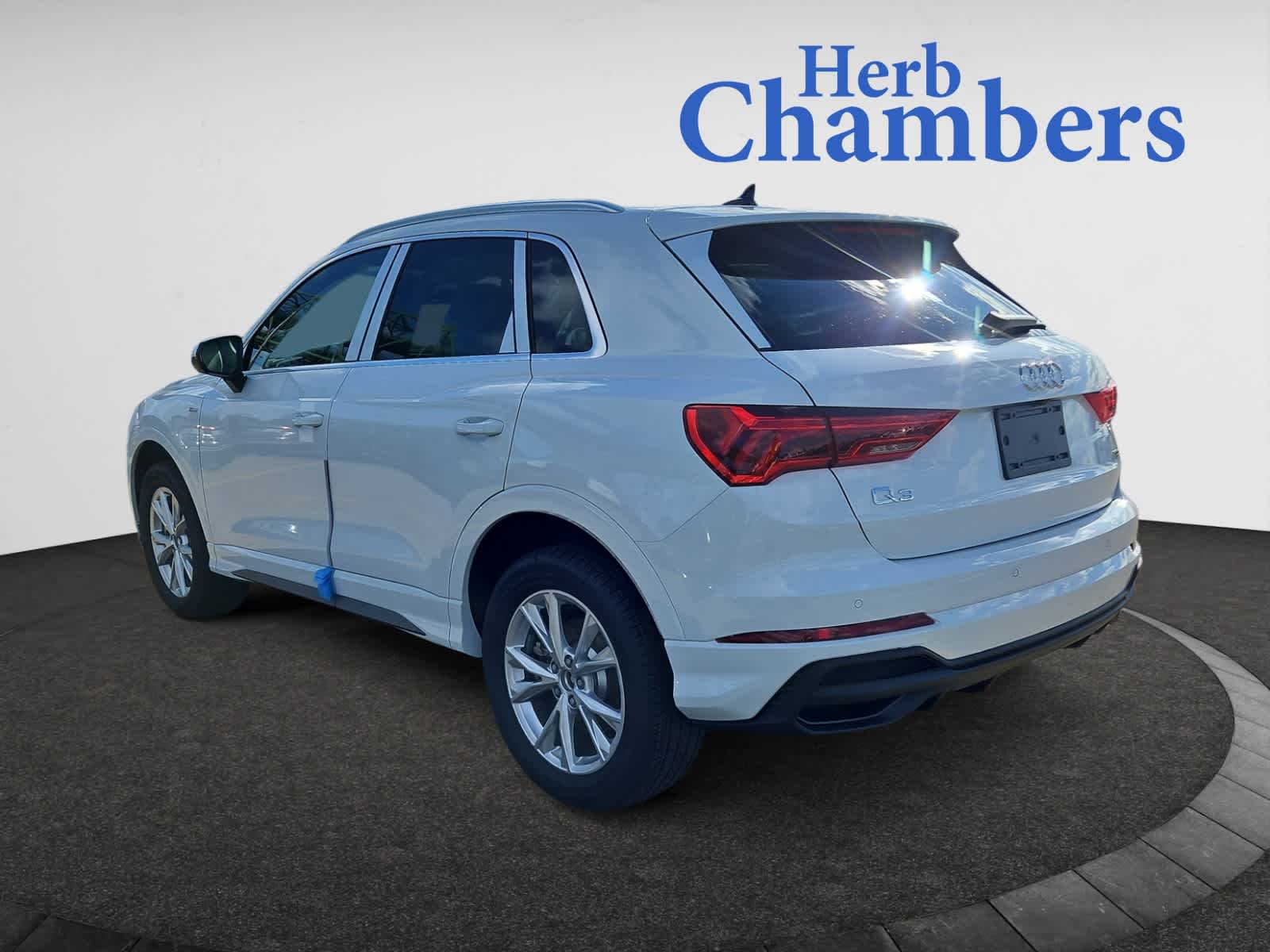 new 2025 Audi Q3 car, priced at $47,490