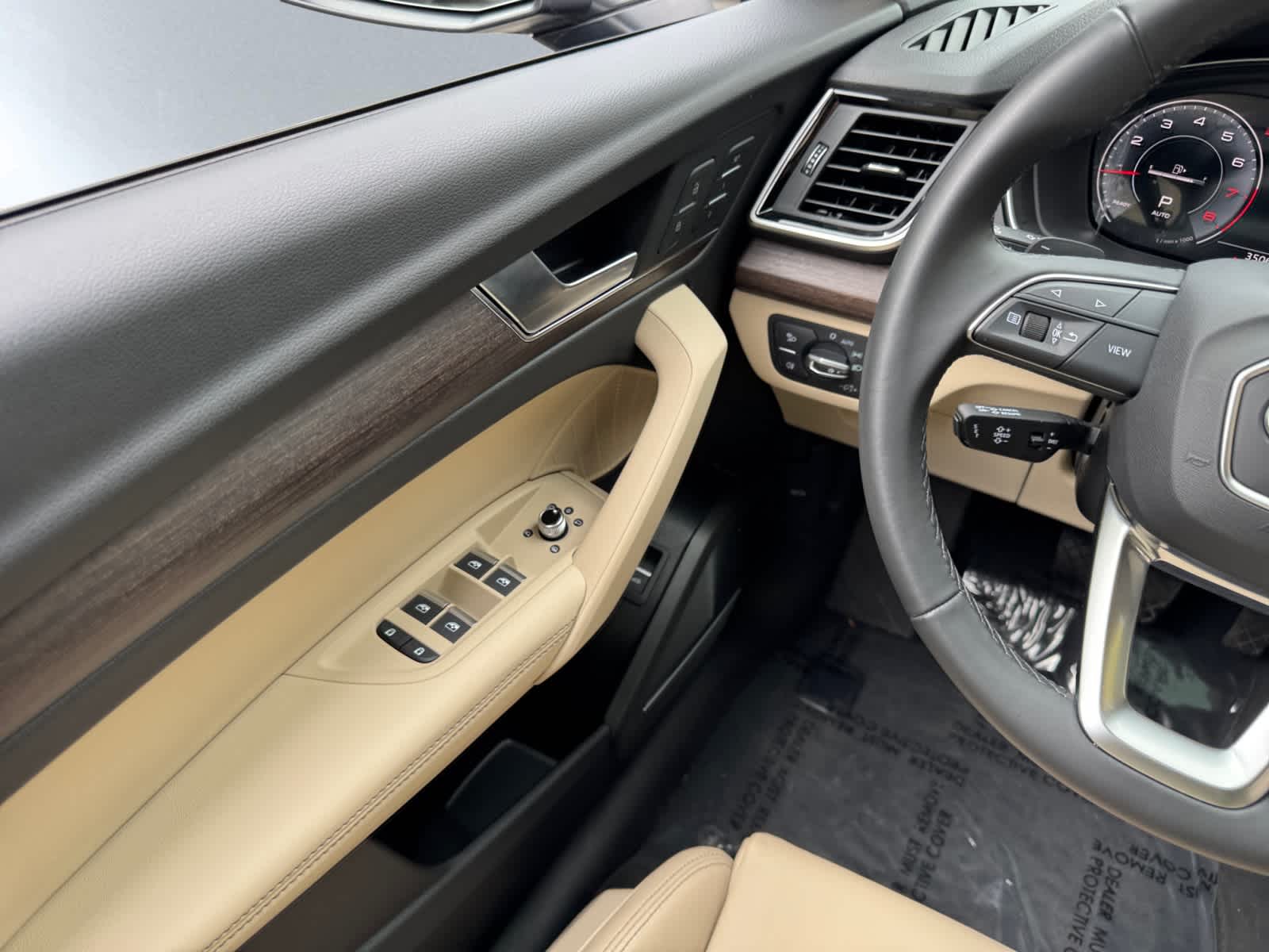 used 2024 Audi Q5 car, priced at $43,998