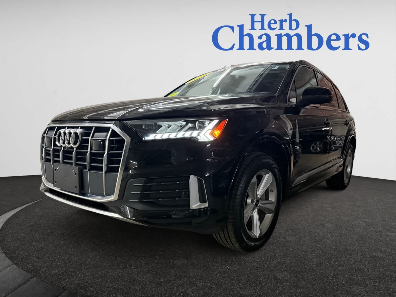used 2024 Audi Q7 car, priced at $46,598
