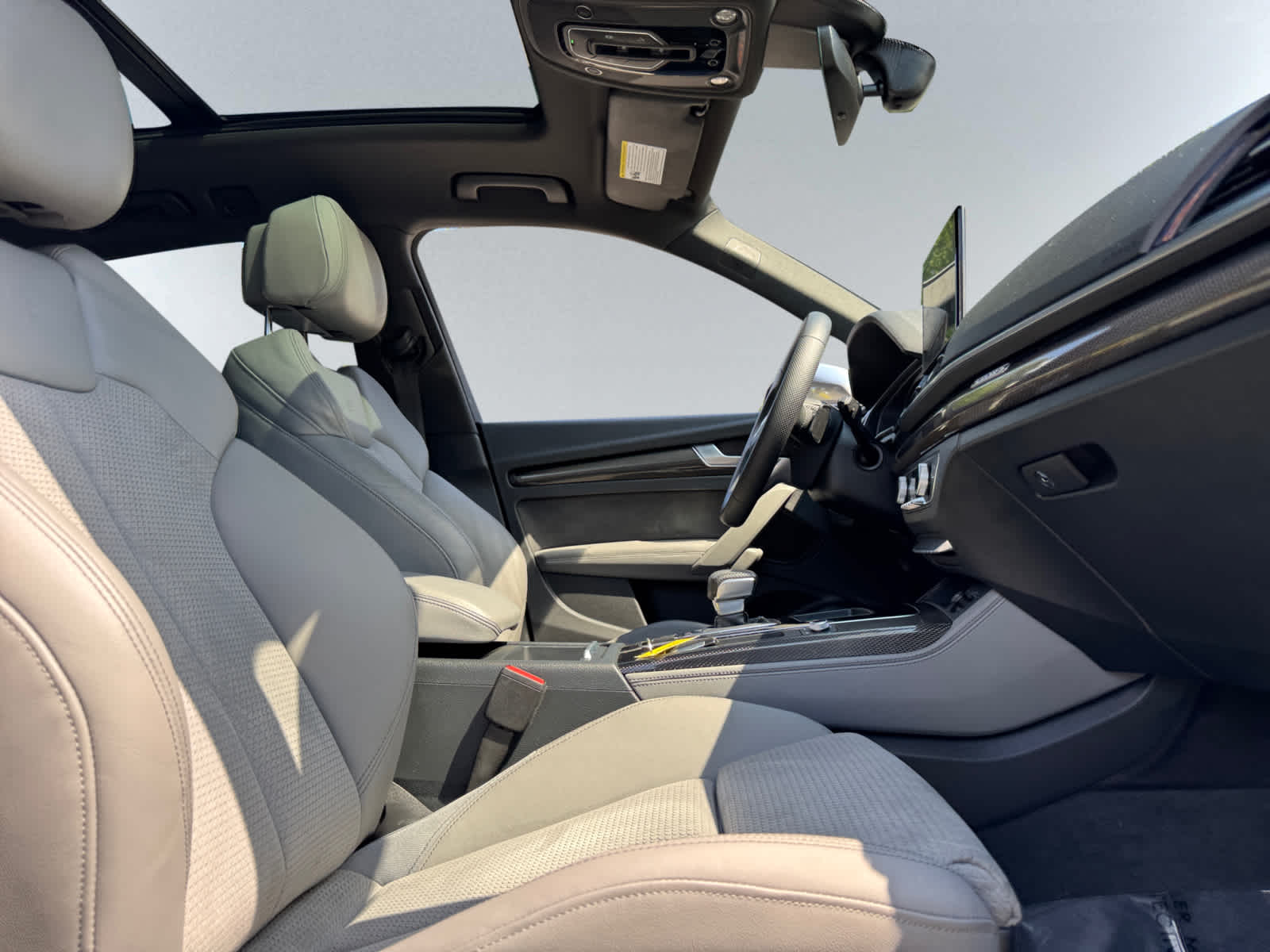 used 2022 Audi SQ5 car, priced at $40,798