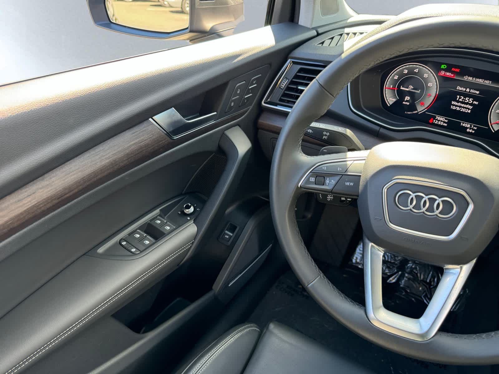 used 2024 Audi Q5 car, priced at $43,598