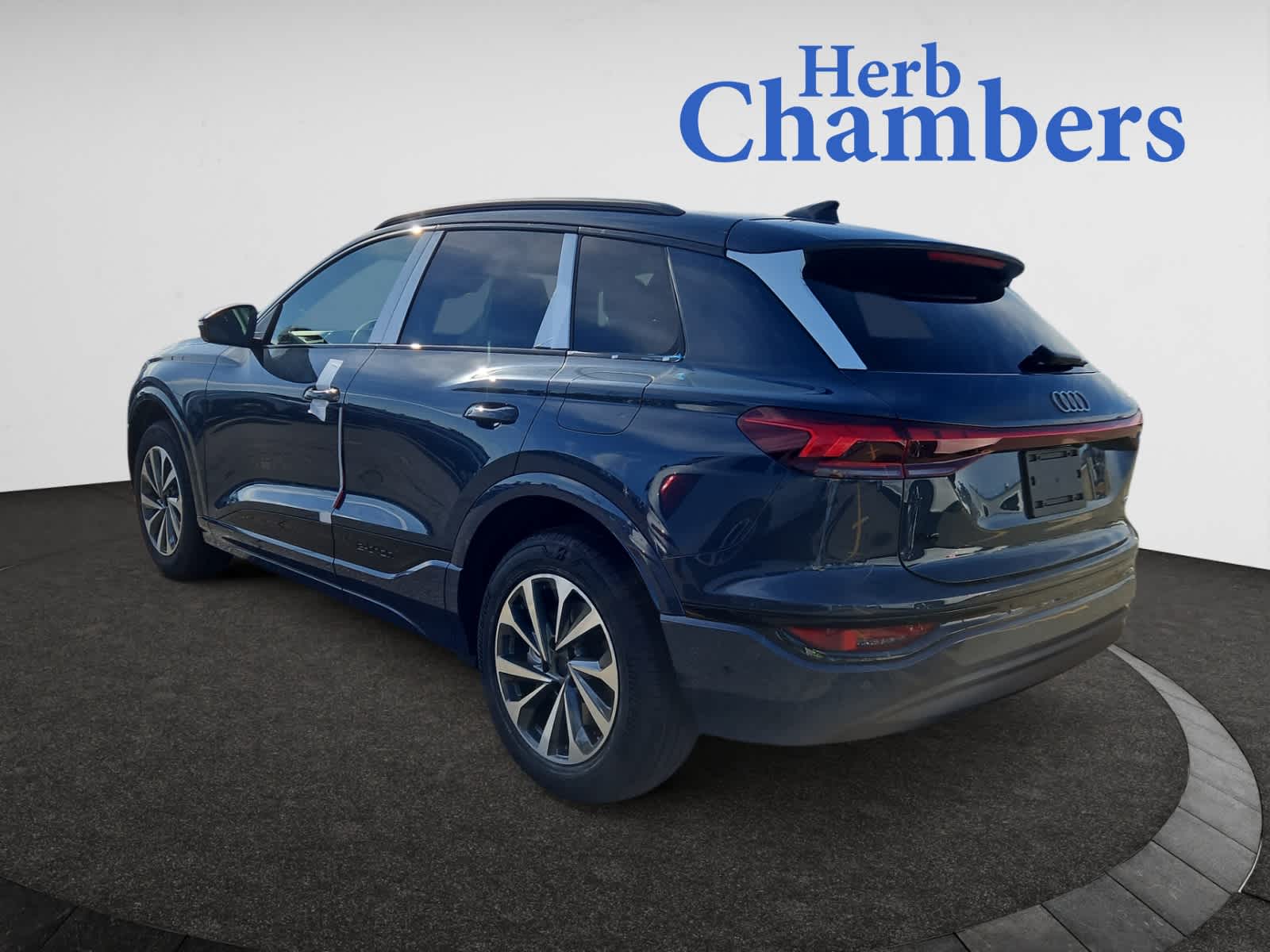 new 2025 Audi Q6 e-tron car, priced at $73,450