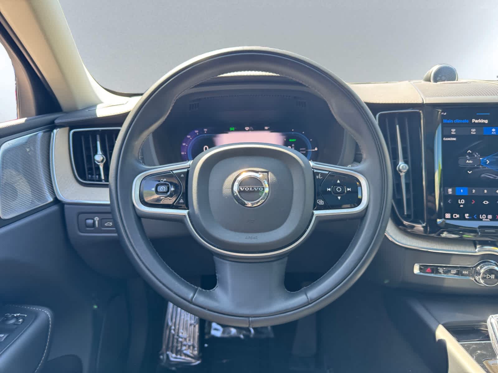used 2022 Volvo XC60 Recharge Plug-In Hybrid car, priced at $43,998