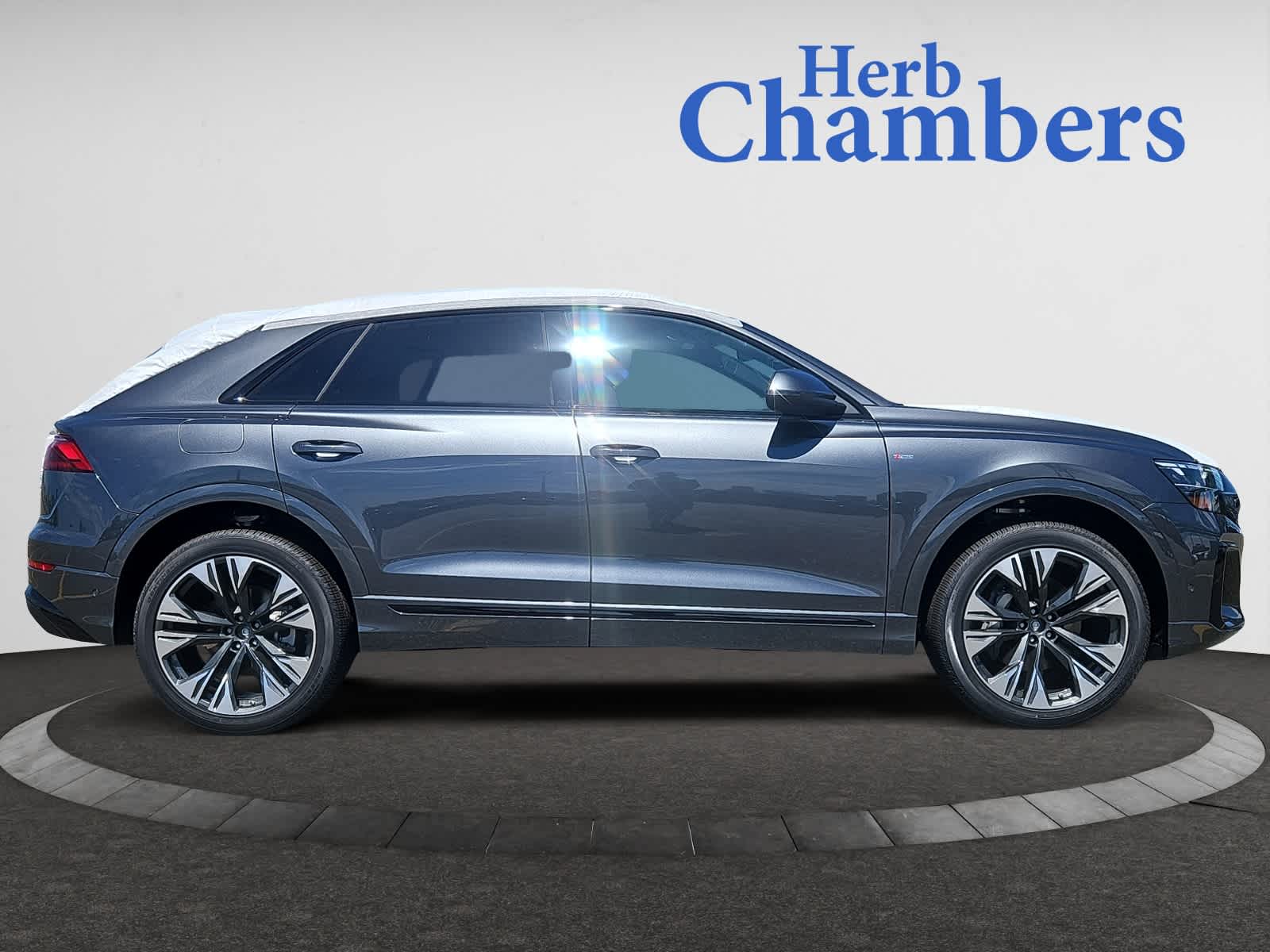new 2025 Audi Q8 car, priced at $86,095