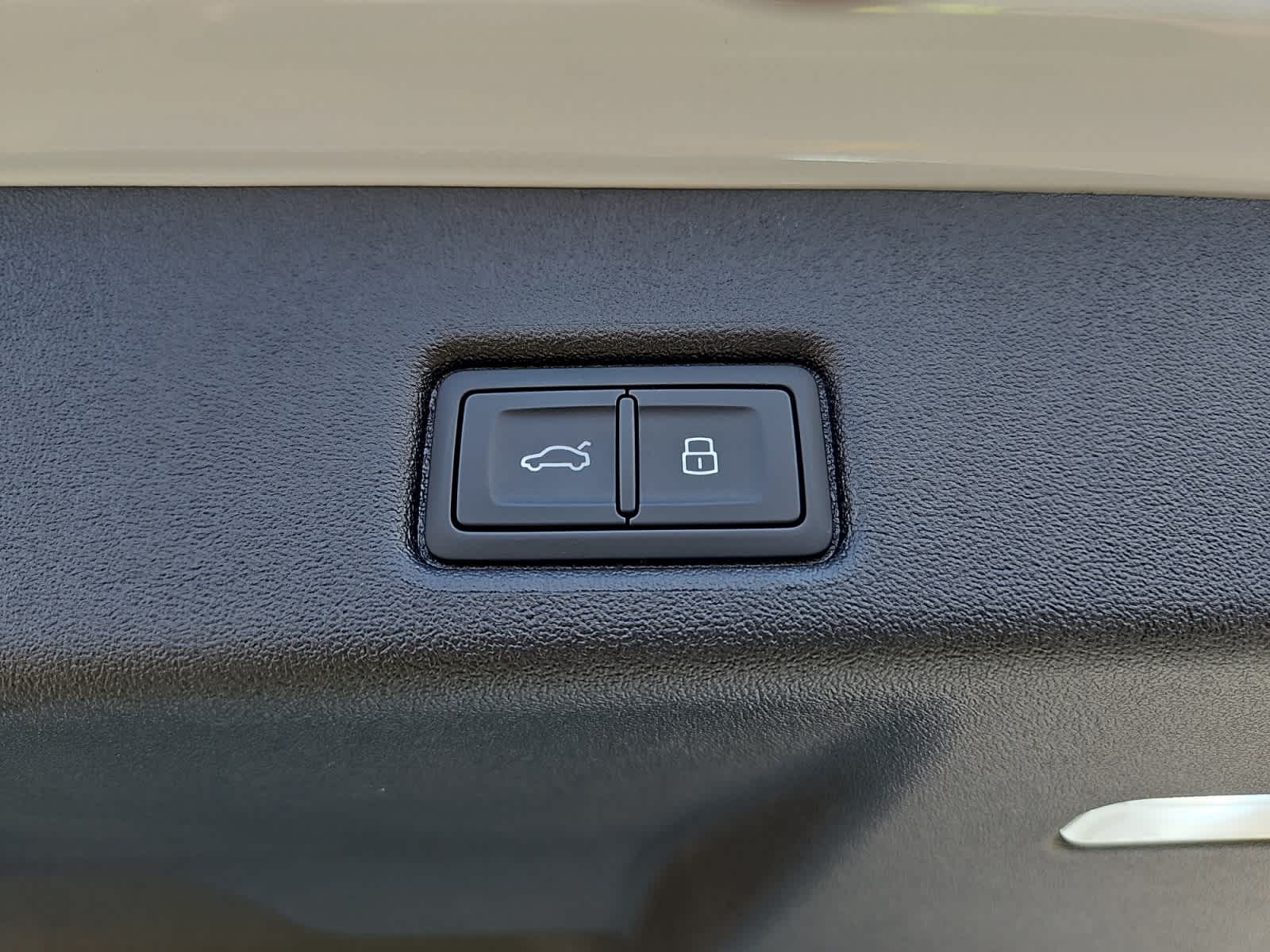 new 2025 Audi All-new Q5 car, priced at $61,430