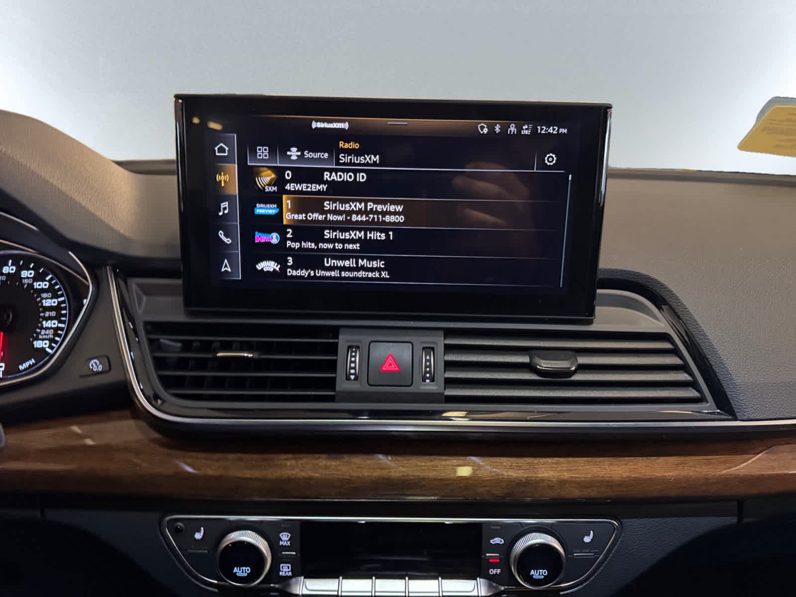 used 2022 Audi Q5 car, priced at $33,898