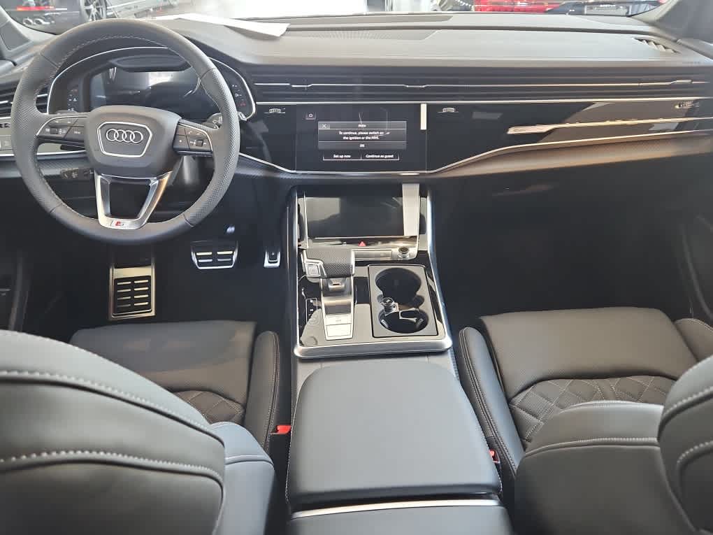 new 2025 Audi SQ7 car, priced at $98,090