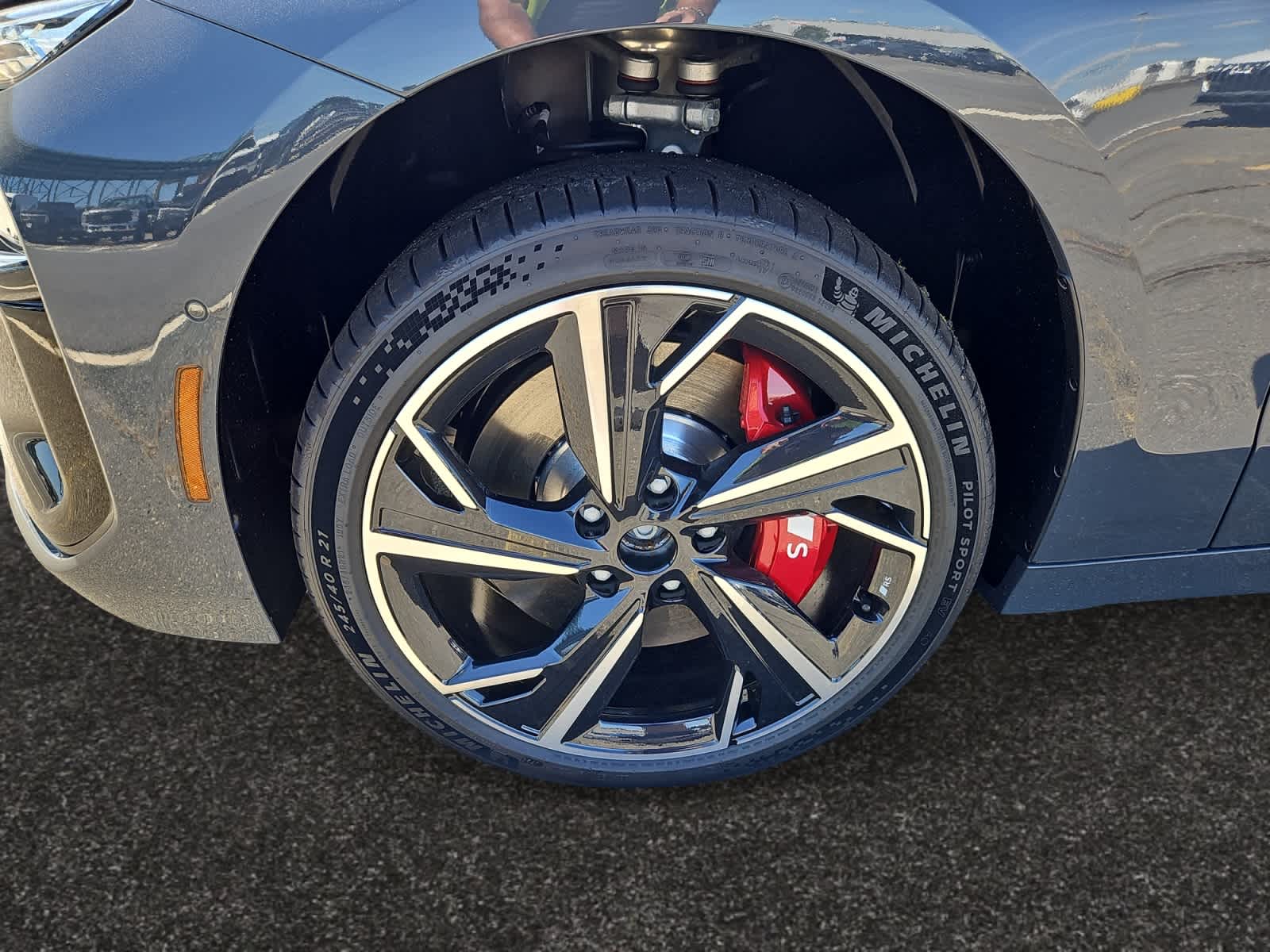 new 2025 Audi S6 Sportback e-tron car, priced at $86,185
